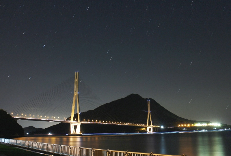 多々羅大橋の夜景
