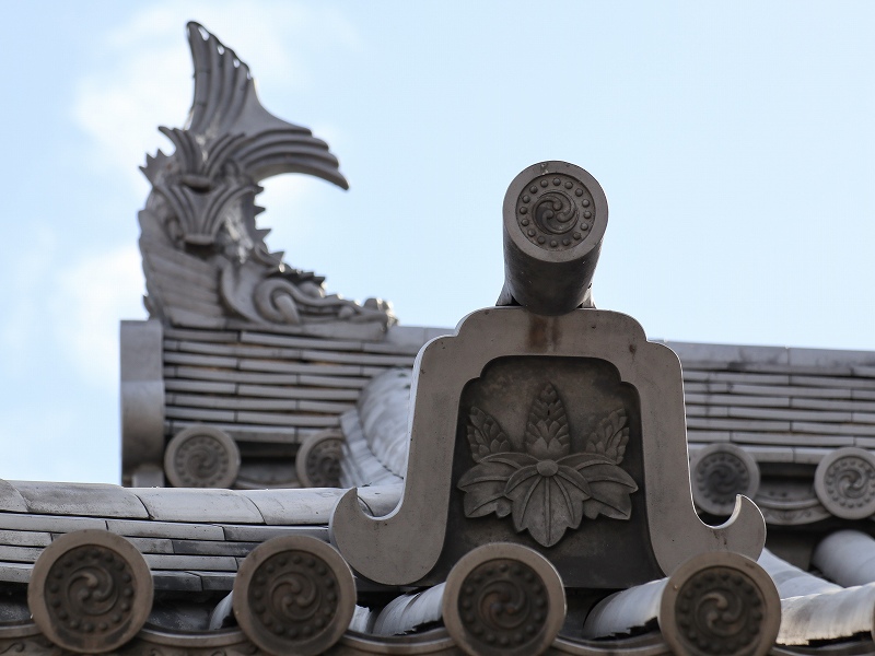 広島城「二の丸」のシャチホコ